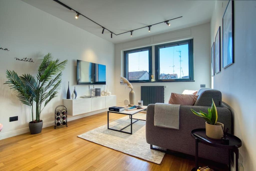 Italianflat - Canal Couture, Navigli Luxury Retreat ميلان المظهر الخارجي الصورة