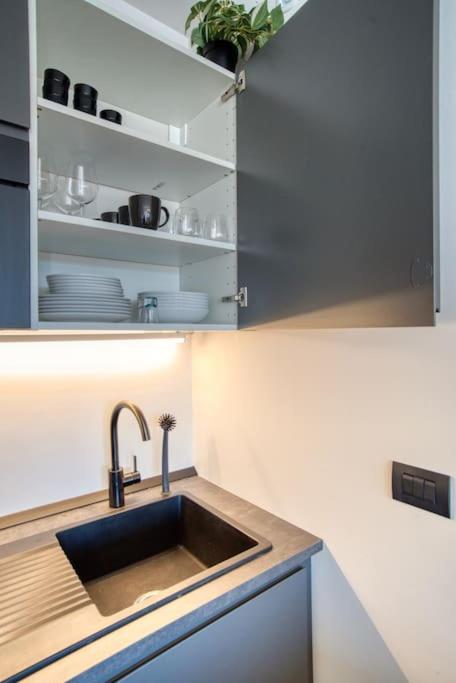 Italianflat - Canal Couture, Navigli Luxury Retreat ميلان المظهر الخارجي الصورة