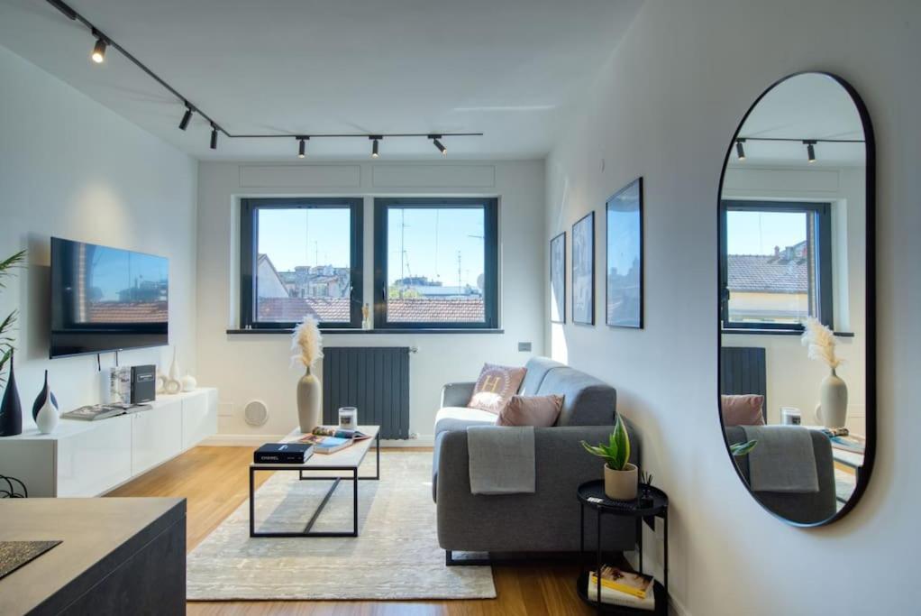 Italianflat - Canal Couture, Navigli Luxury Retreat ميلان المظهر الخارجي الصورة