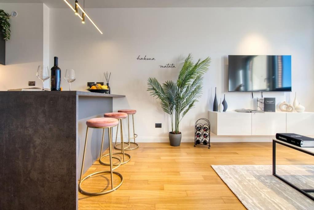 Italianflat - Canal Couture, Navigli Luxury Retreat ميلان المظهر الخارجي الصورة